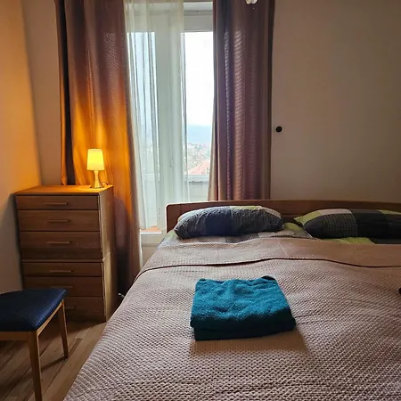 Bright Charming House With A Garten Balkony, Panoramic View And Full Equiped Kitchen Pilisvörösvár